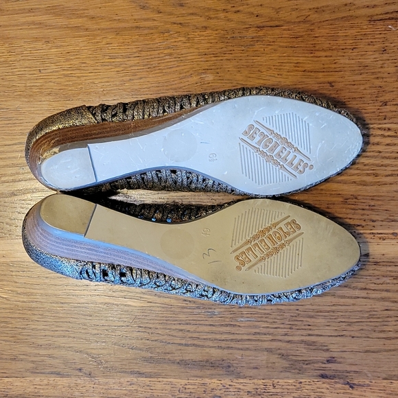 Seychelles sz 6½ bronze flats - Picture 3 of 9